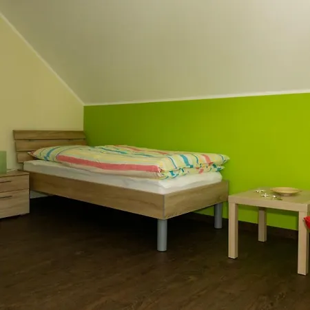 펜션 Alte Schule Volkesfeld