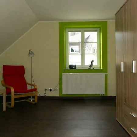 Alte Schule 펜션 Volkesfeld