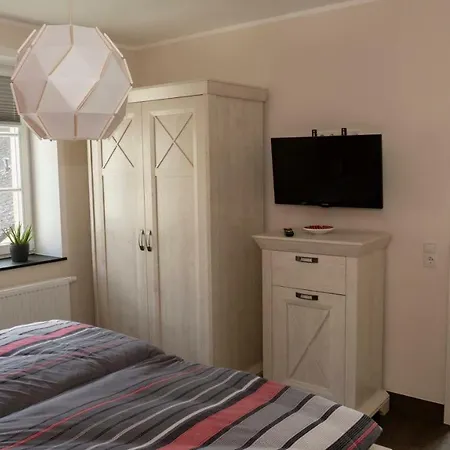 Alte Schule Volkesfeld